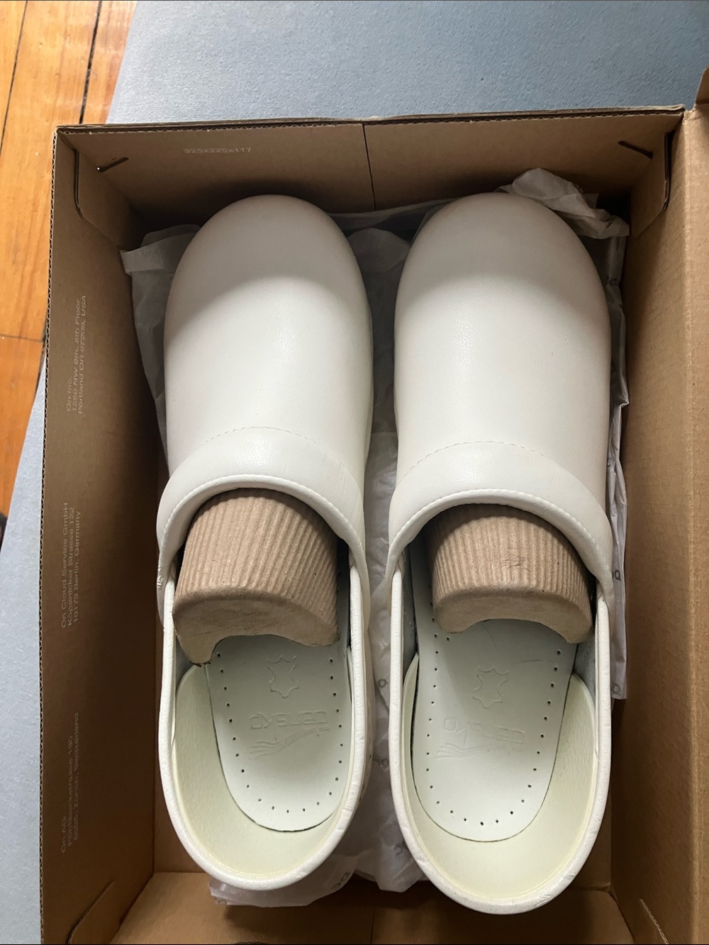 Dansko clogs, 40